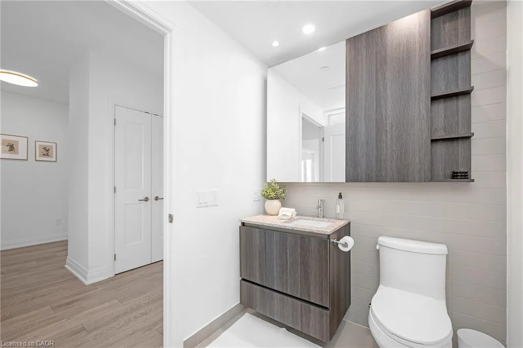 21 Park Street, #1011