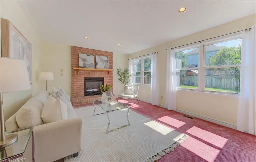 53 Lynnvalley Crescent