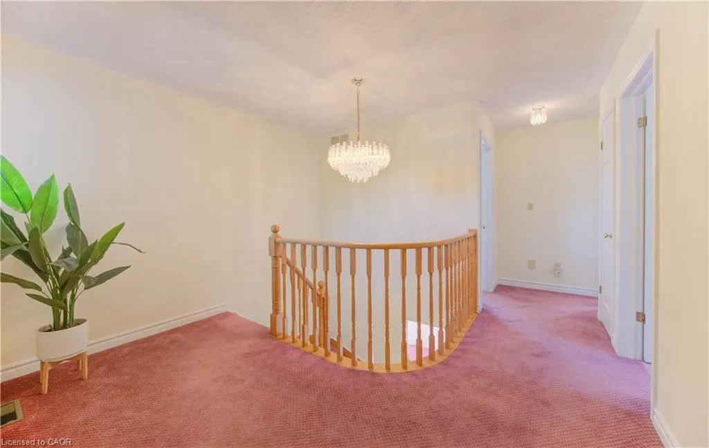 53 Lynnvalley Crescent