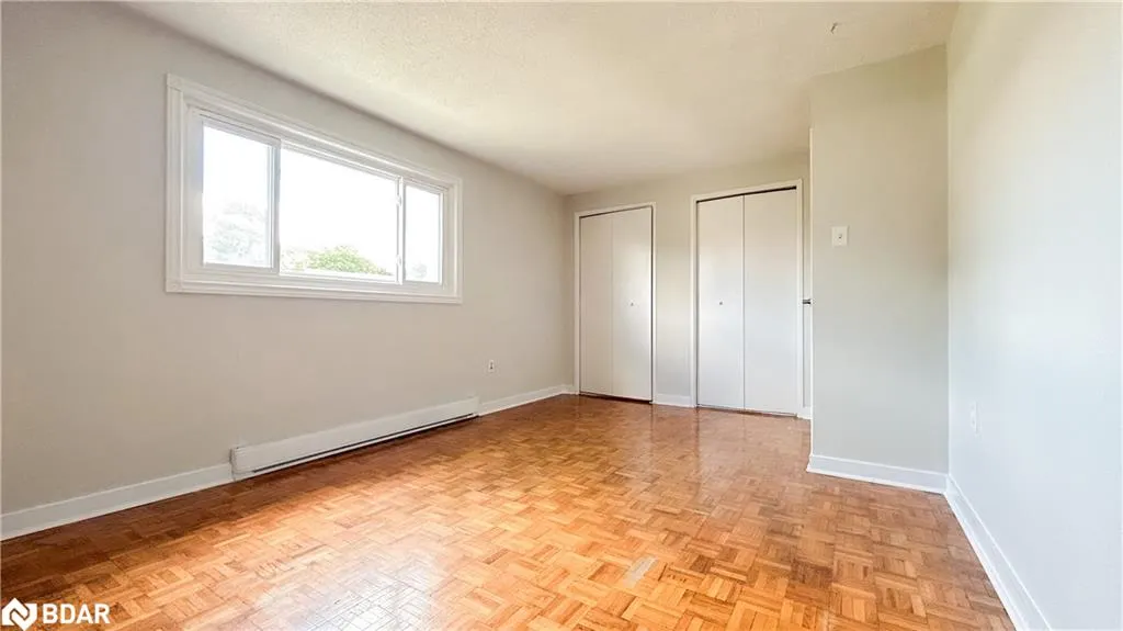 160 Jansen Avenue, #32