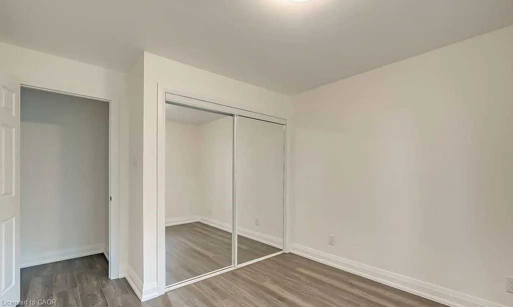 16 Upper Canada Drive, #Main