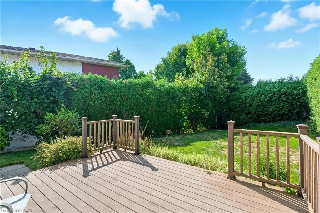 3149 Michael Crescent