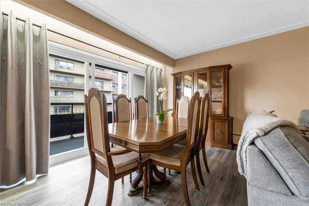 510 Queenston Road, #306