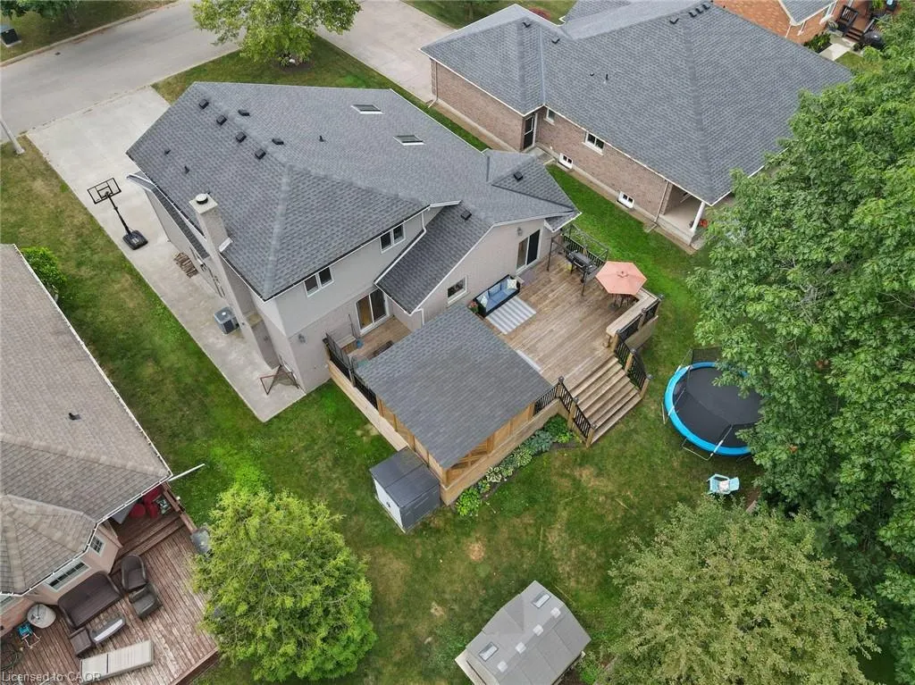 10 Westwood Drive