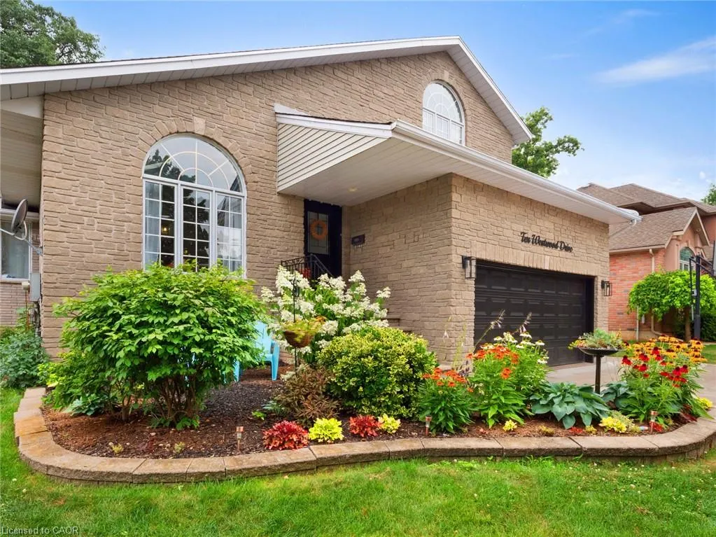 10 Westwood Drive
