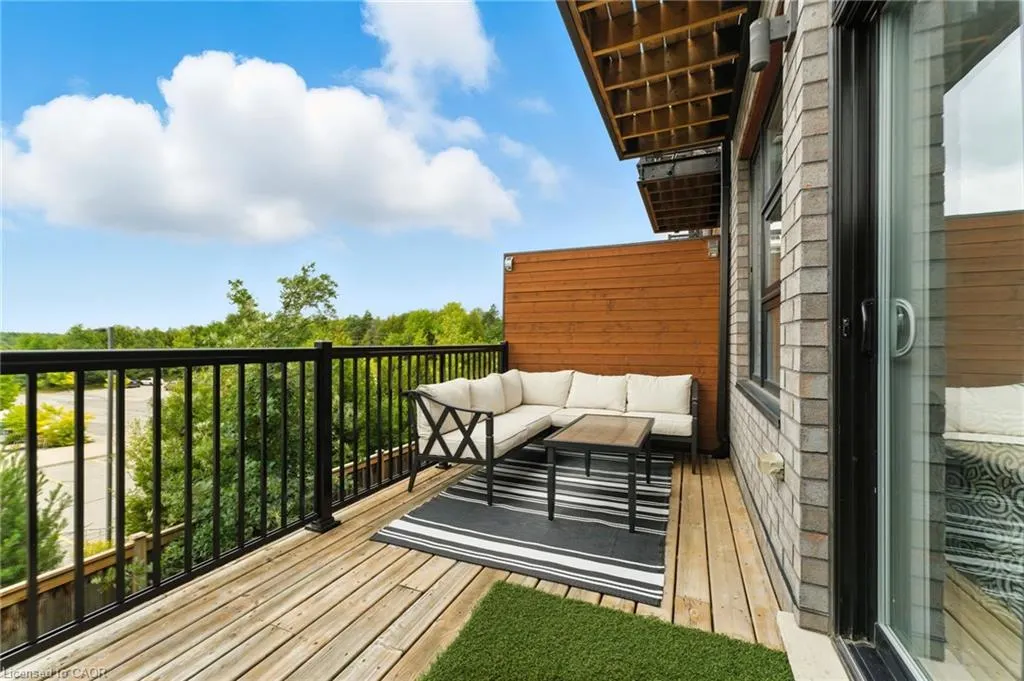 60 Arkell Road, #33