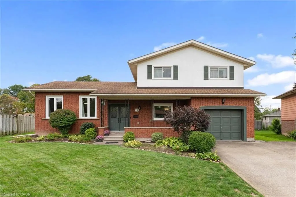 87 Loyalist Drive