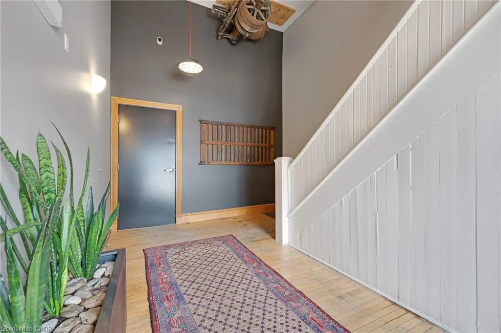 85 Spruce Street, #206