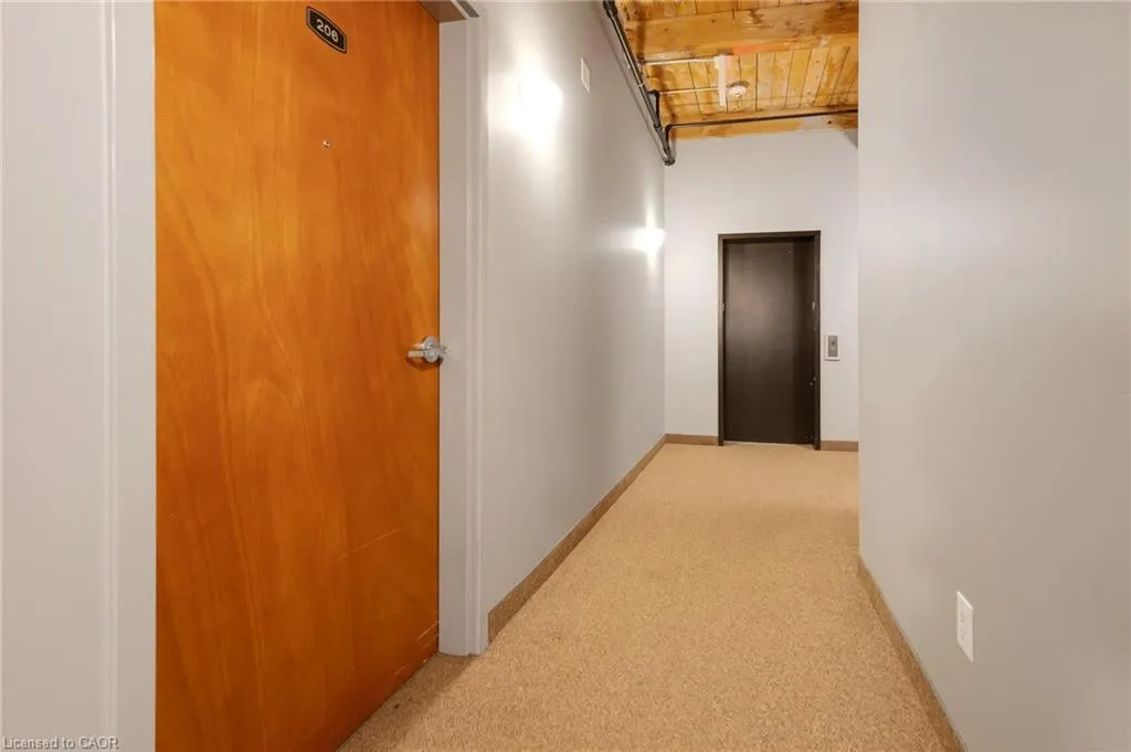 85 Spruce Street, #206