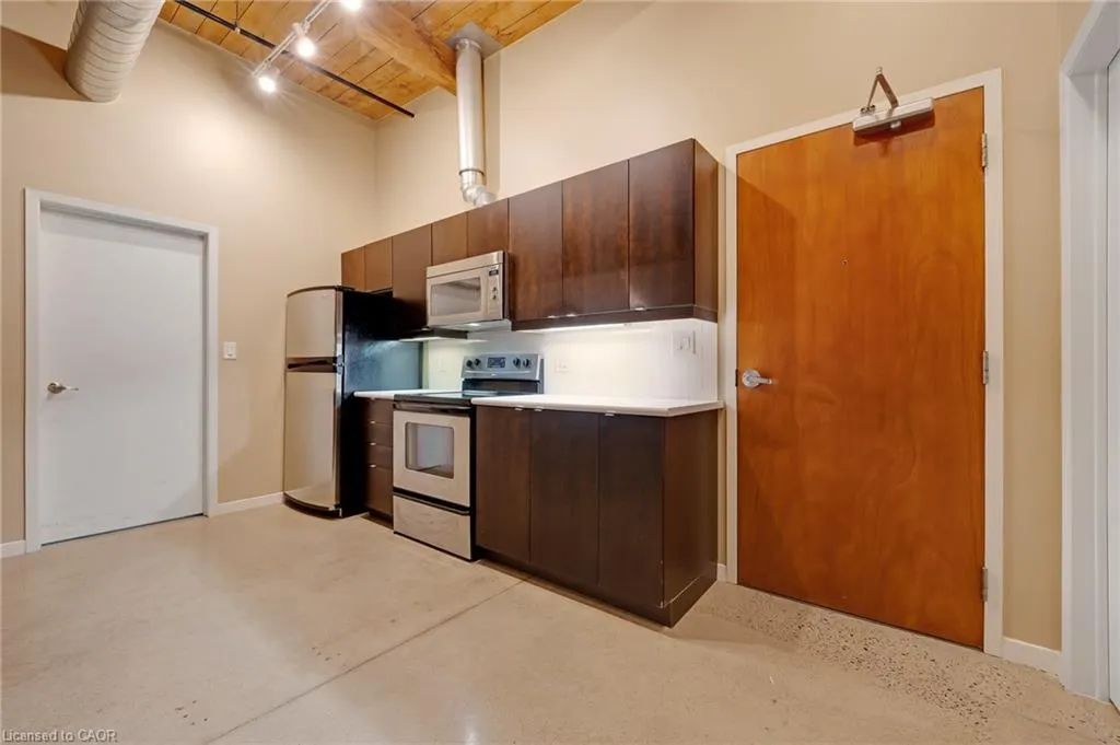 85 Spruce Street, #206