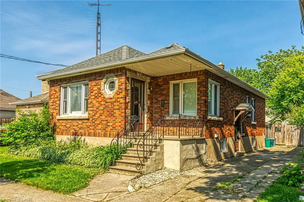 70 Concord Avenue