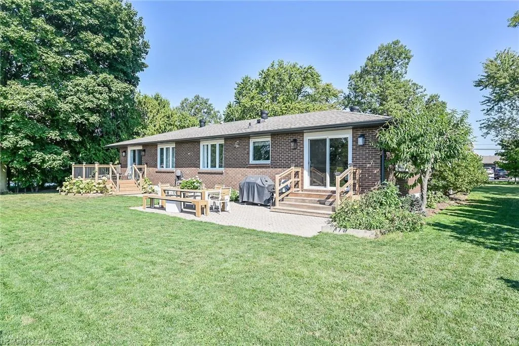 2121 Golf Club Road