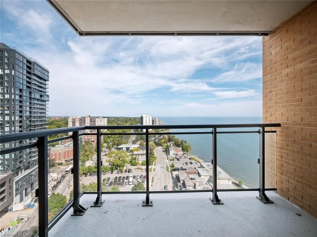 2060 Lakeshore Road, #1504