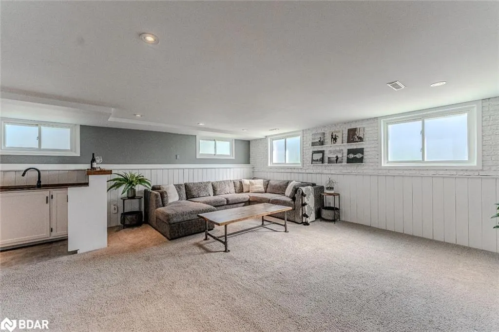 40 Mcconkey Place