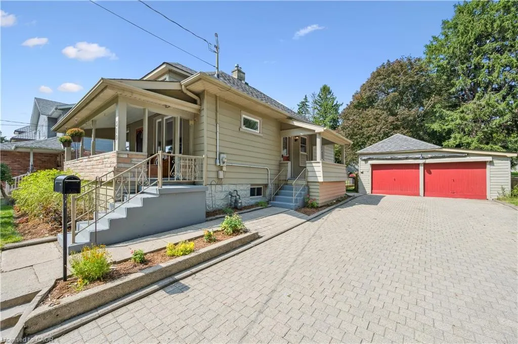 310 Kitchener Road