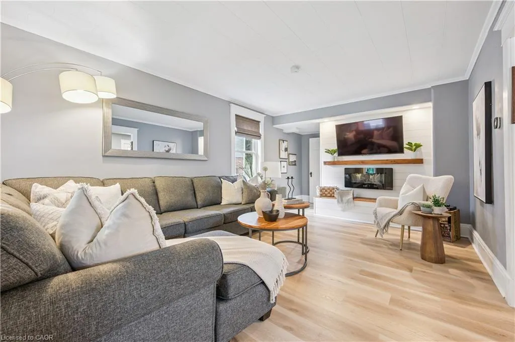 310 Kitchener Road