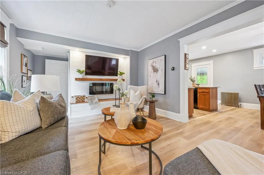 310 Kitchener Road