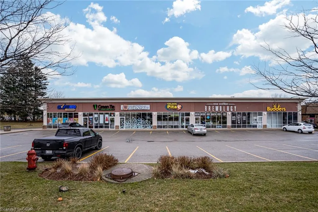 1172 Wilson Street W, #3