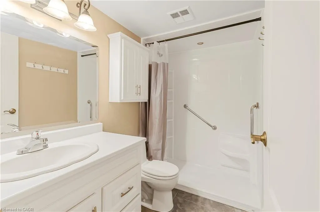 249 Major Mackenzie Drive E, #106
