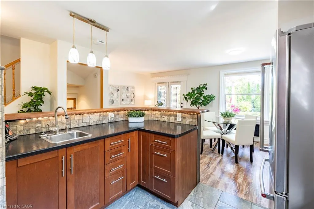 47 Dawn Crescent