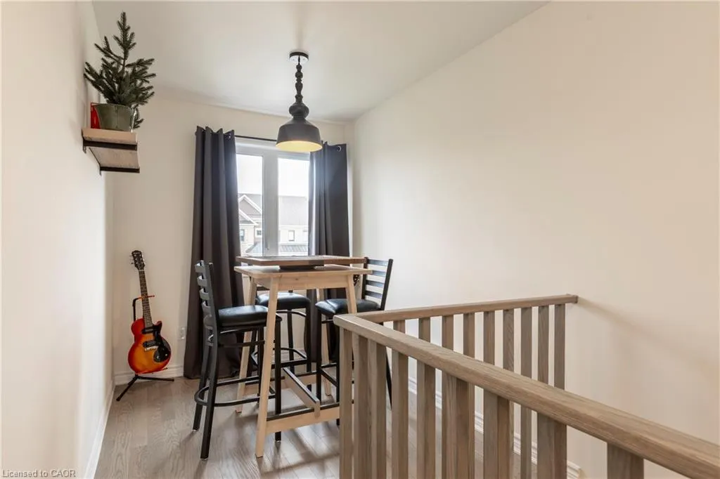 38 Oriole Crescent