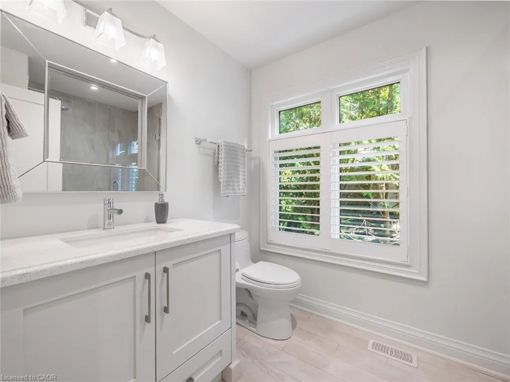 3087 Lakeshore Road