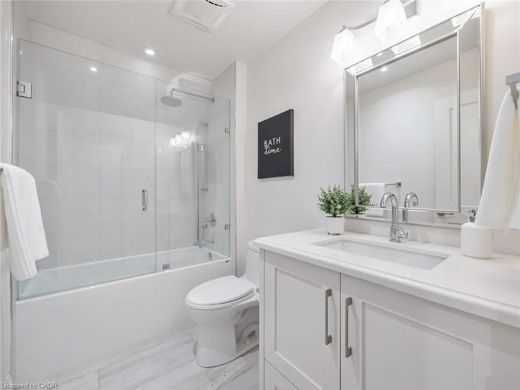 3087 Lakeshore Road