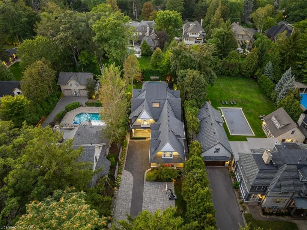 3087 Lakeshore Road