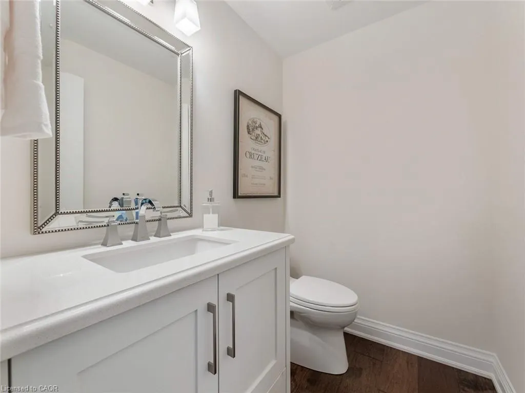 3087 Lakeshore Road