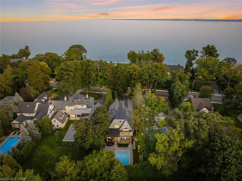 3087 Lakeshore Road