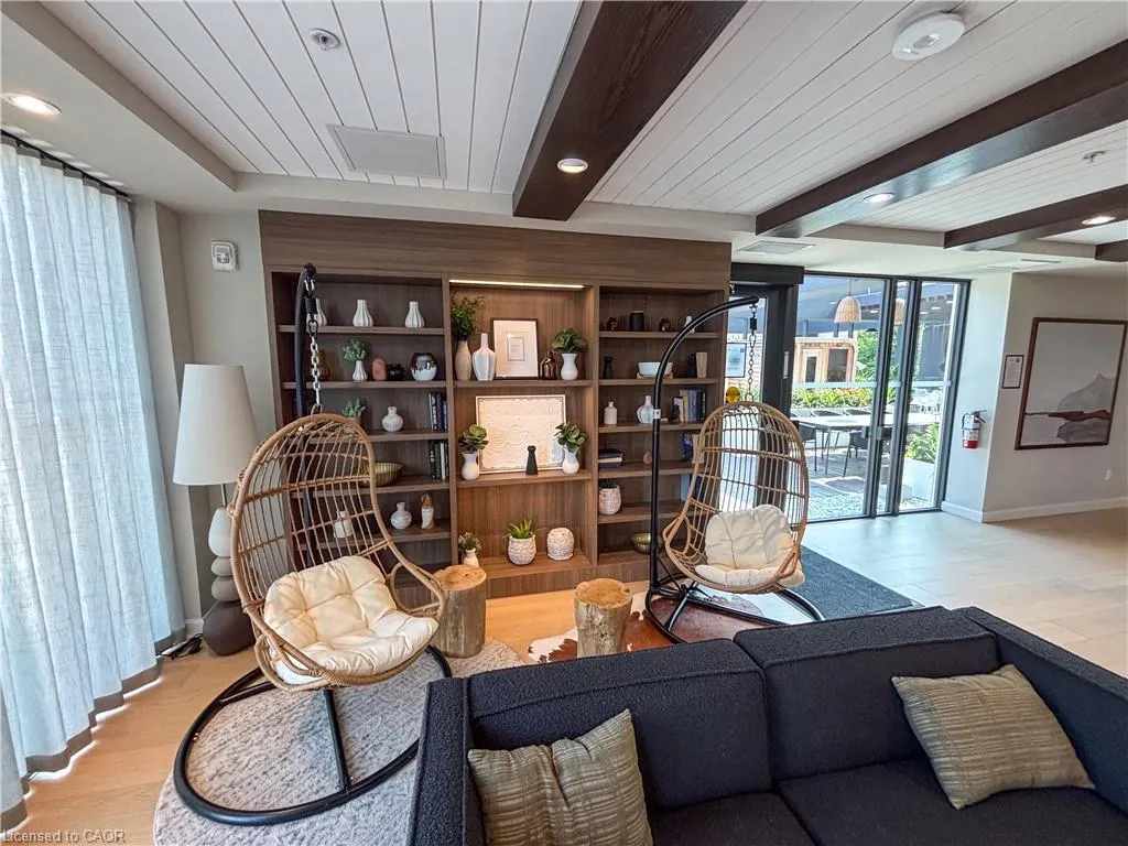 741 King Street W, #108