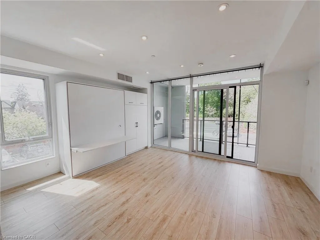 741 King Street W, #108