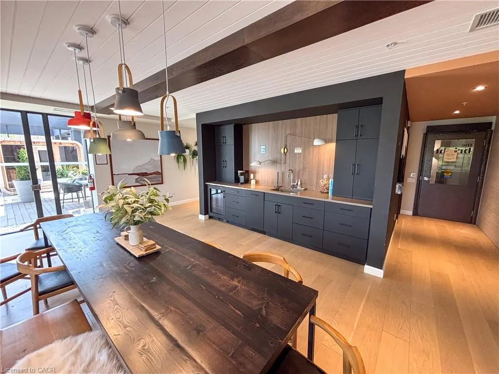 741 King Street W, #108