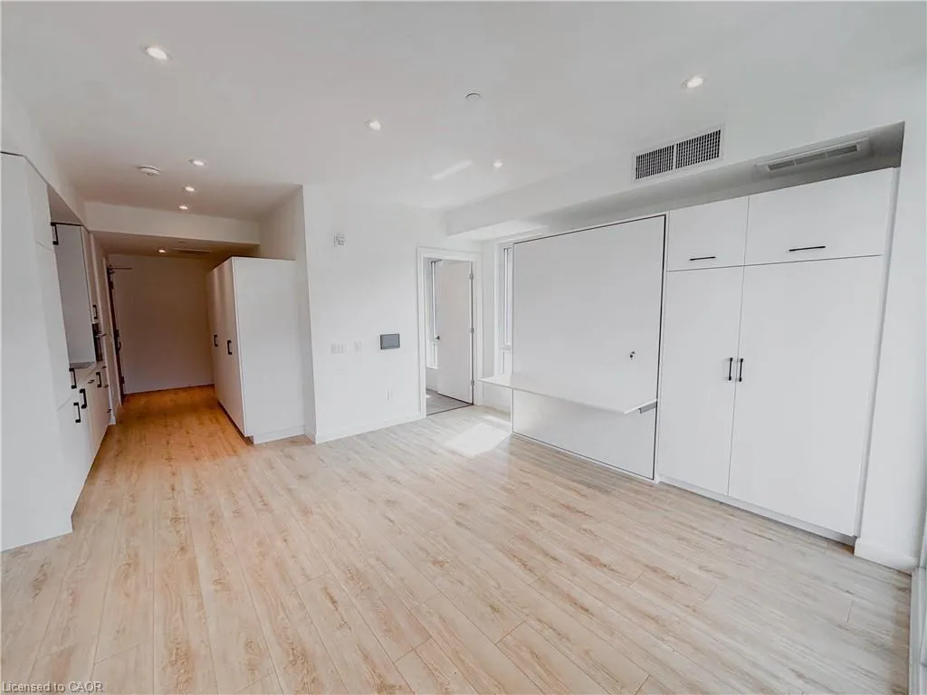 741 King Street W, #108