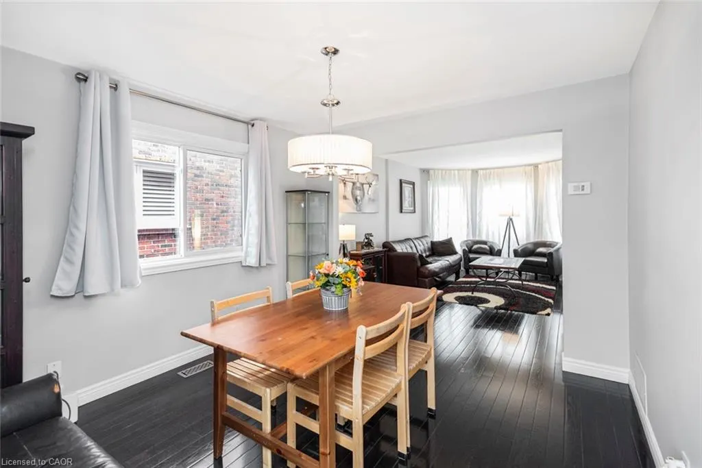 39 Guildwood Drive