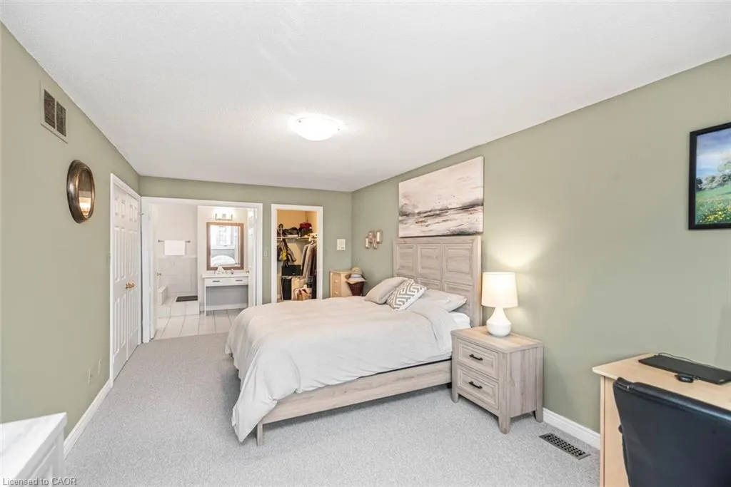 39 Guildwood Drive