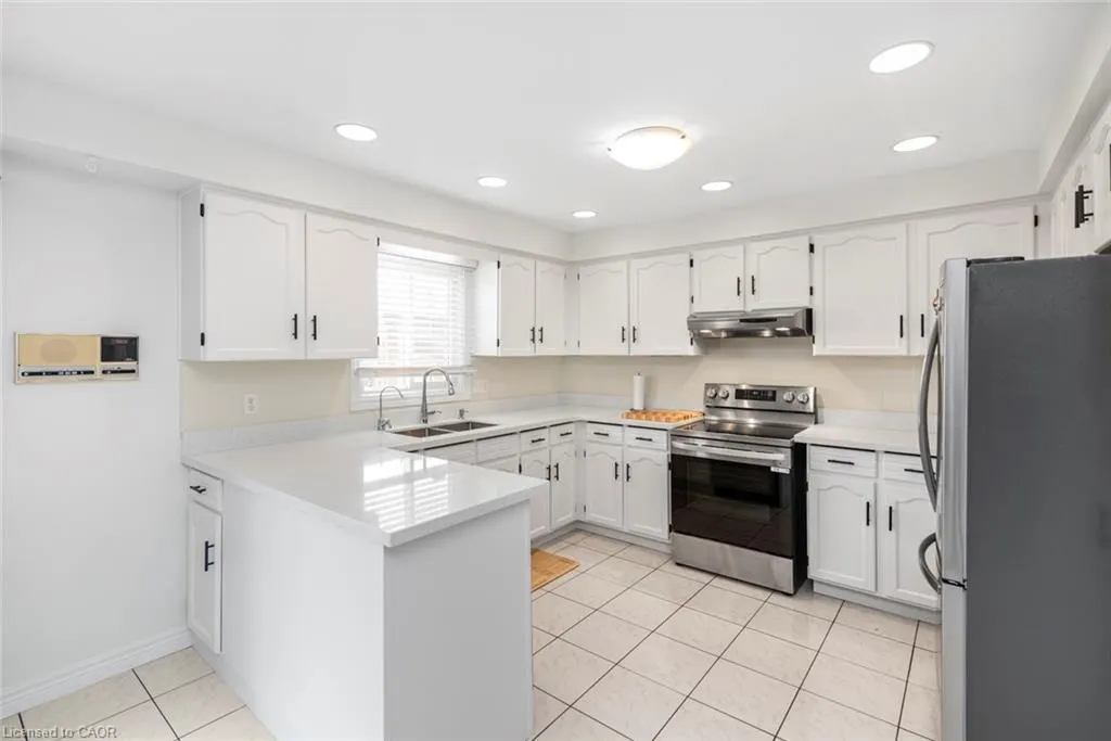 39 Guildwood Drive