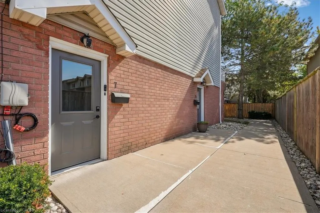 912 Rymal Road E, #7