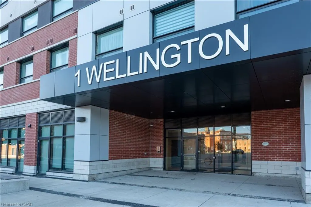 1 Wellington Street Street, #307