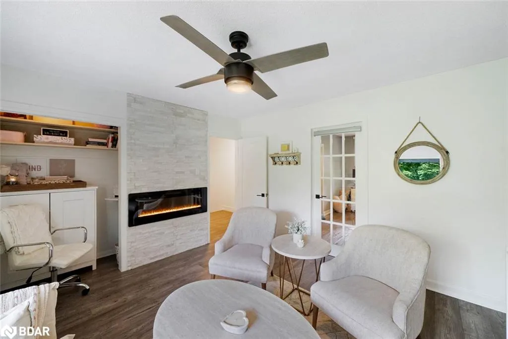 2 Noraline Avenue