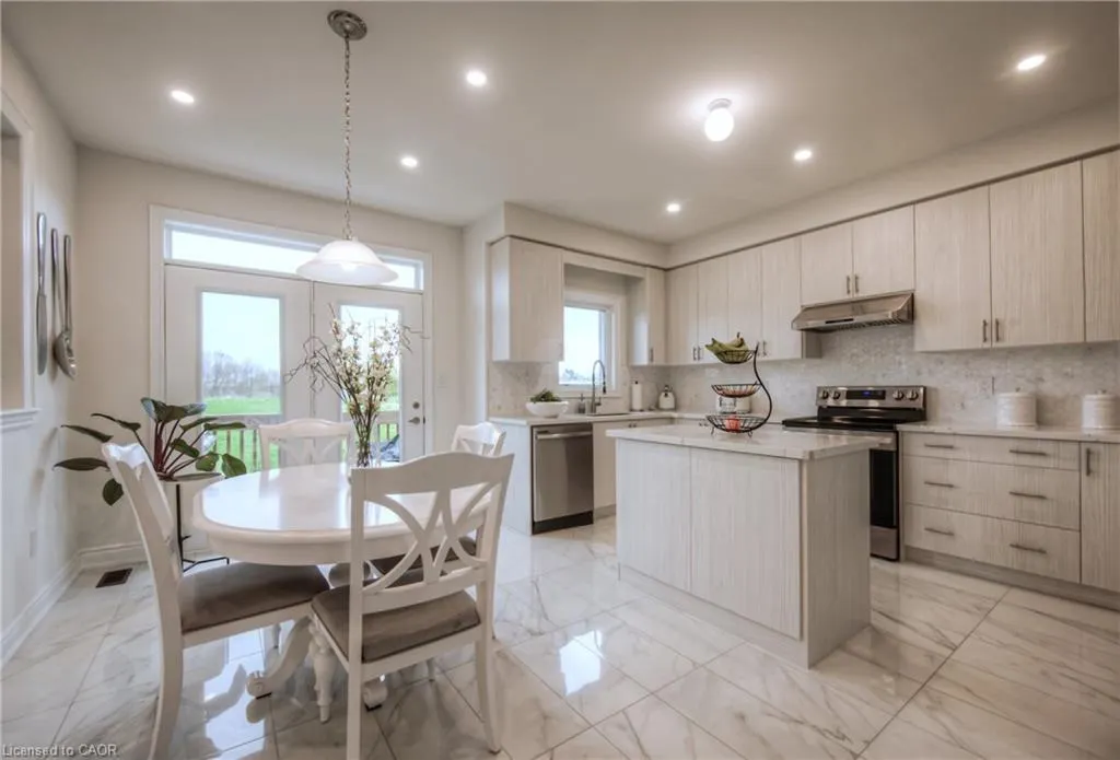 88 Bloomfield Crescent