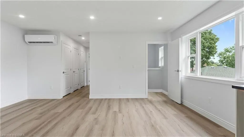 24A Balfour Street, #Upper