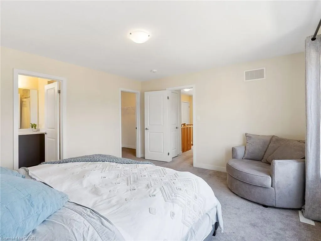 170 Whithorn Crescent