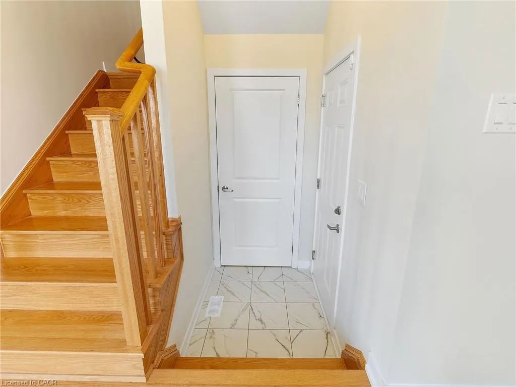 170 Whithorn Crescent