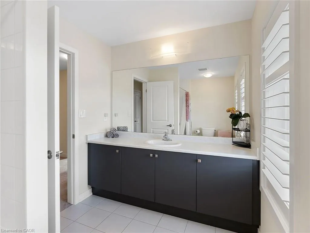 170 Whithorn Crescent