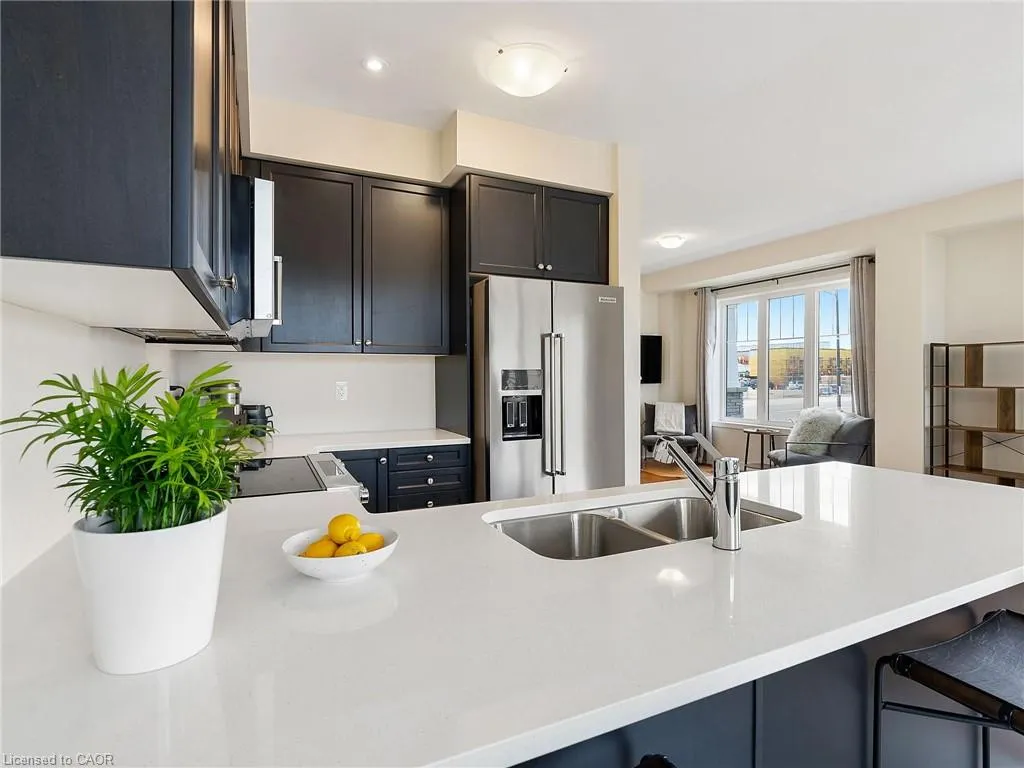 170 Whithorn Crescent