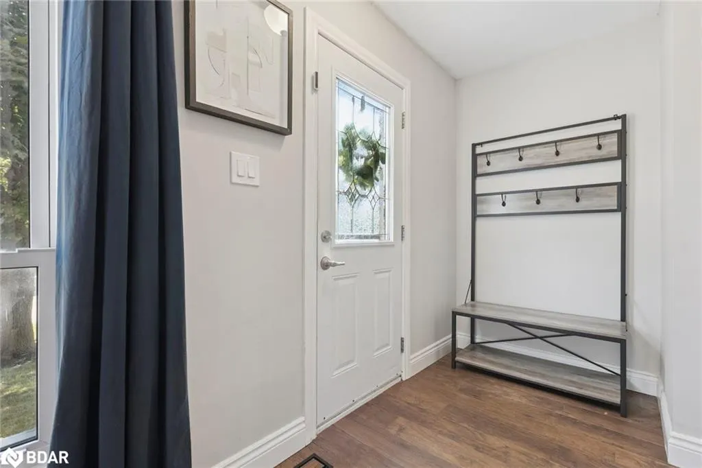 100 Angela Crescent