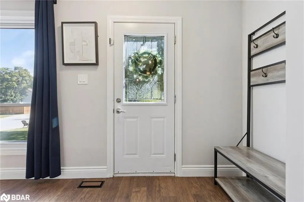 100 Angela Crescent