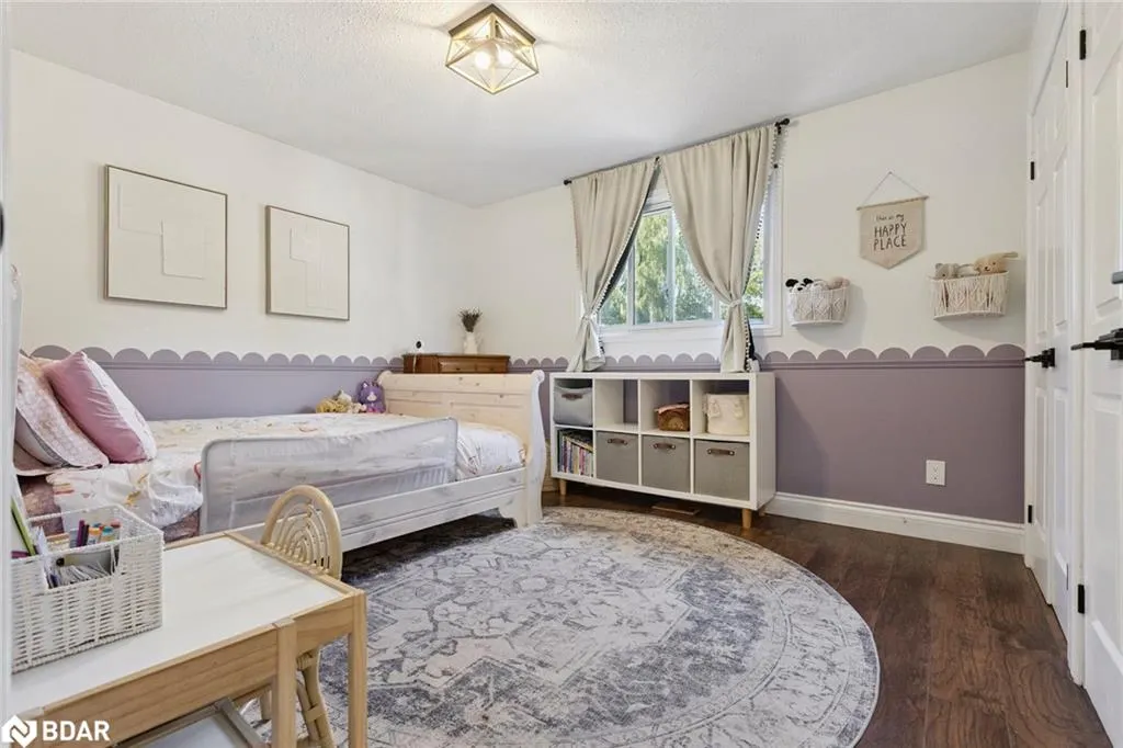 100 Angela Crescent