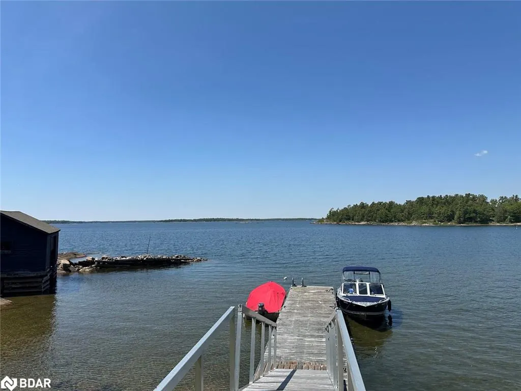 25 Shawanaga Landing Road